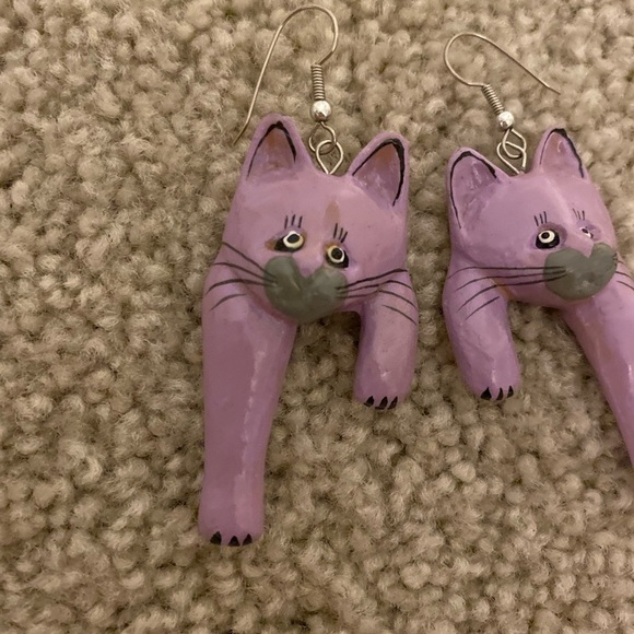 PURPLE Cat Earrings - Picture 6 of 9